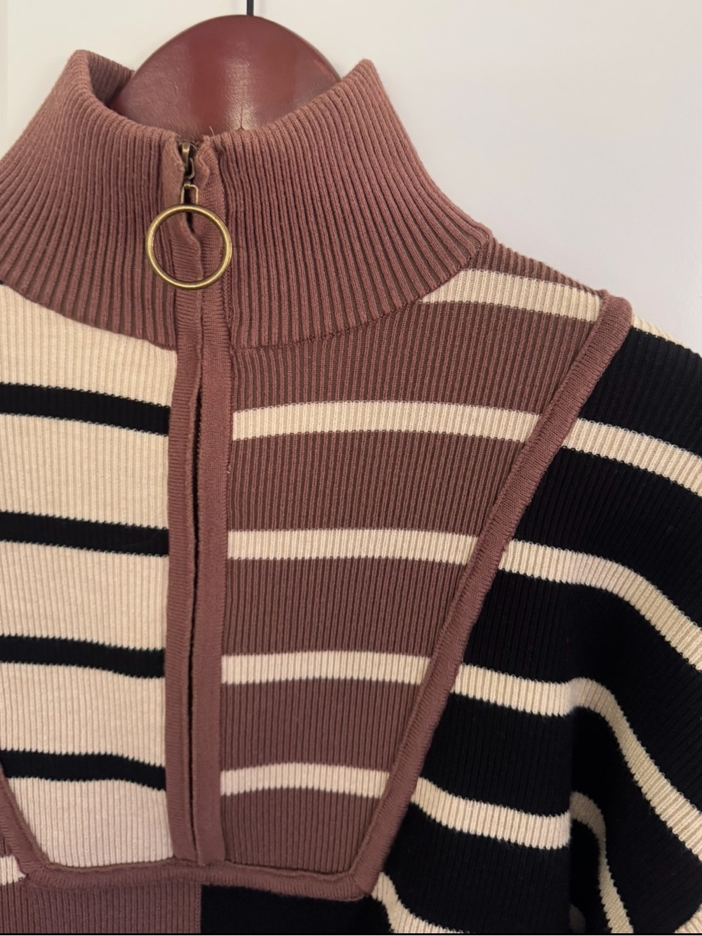 Entro Colorblock Stripe Ribbed 3/4 Zip Sweater - Picture 5 of 13